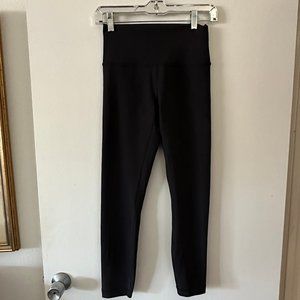 Lululemon Wunder Train High-Rise Tight 25", Black size 6